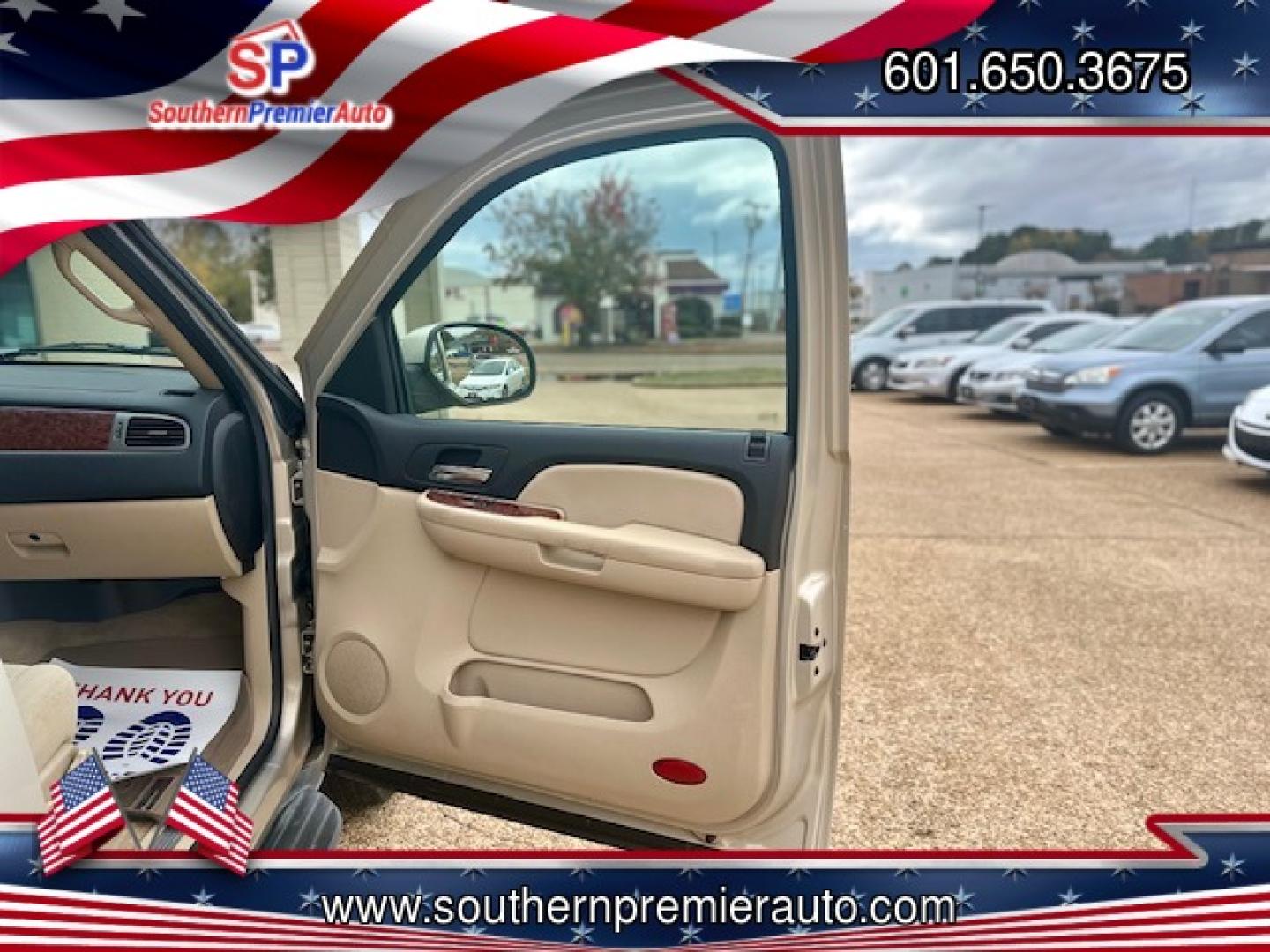 2008 TAN CHEVROLET SUBURBAN BASE; LT LS (3GNFC16038G) with an 5.3L V8 OHV 16V FFV engine, 4-Speed Automatic transmission, located at 922 W. Beacon St., Philadelphia, MS, 39350, (601) 650-3675, 32.770447, -89.127151 - Title: 2008 Chevrolet Suburban LS 1500 Year: 2008 Make: Chevrolet Model: Suburban Engine: 5.3L V8 OHV 16V FFV Body: SPORT UTILITY 4-DR Transmission: 4-Speed Automatic Overdrive Drive Type: RWD Mpg City: 15 Mpg: 21 Trim: LS 1500 - Photo#11